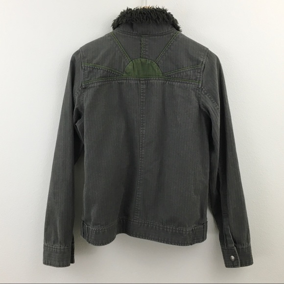 Faux Fur Collar Denim Jacket - Picture 10 of 14